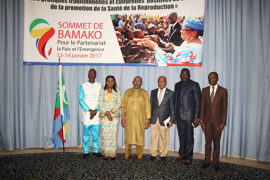 L’union panafricaine de la jeunesse a été reçue par le président AZALI