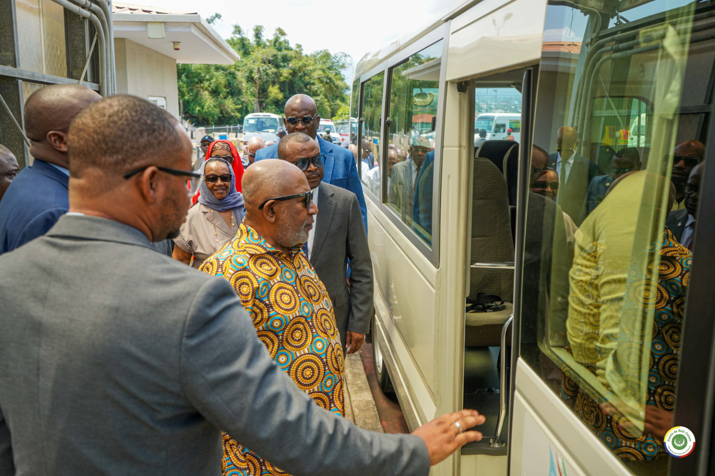 azali visite Malabo