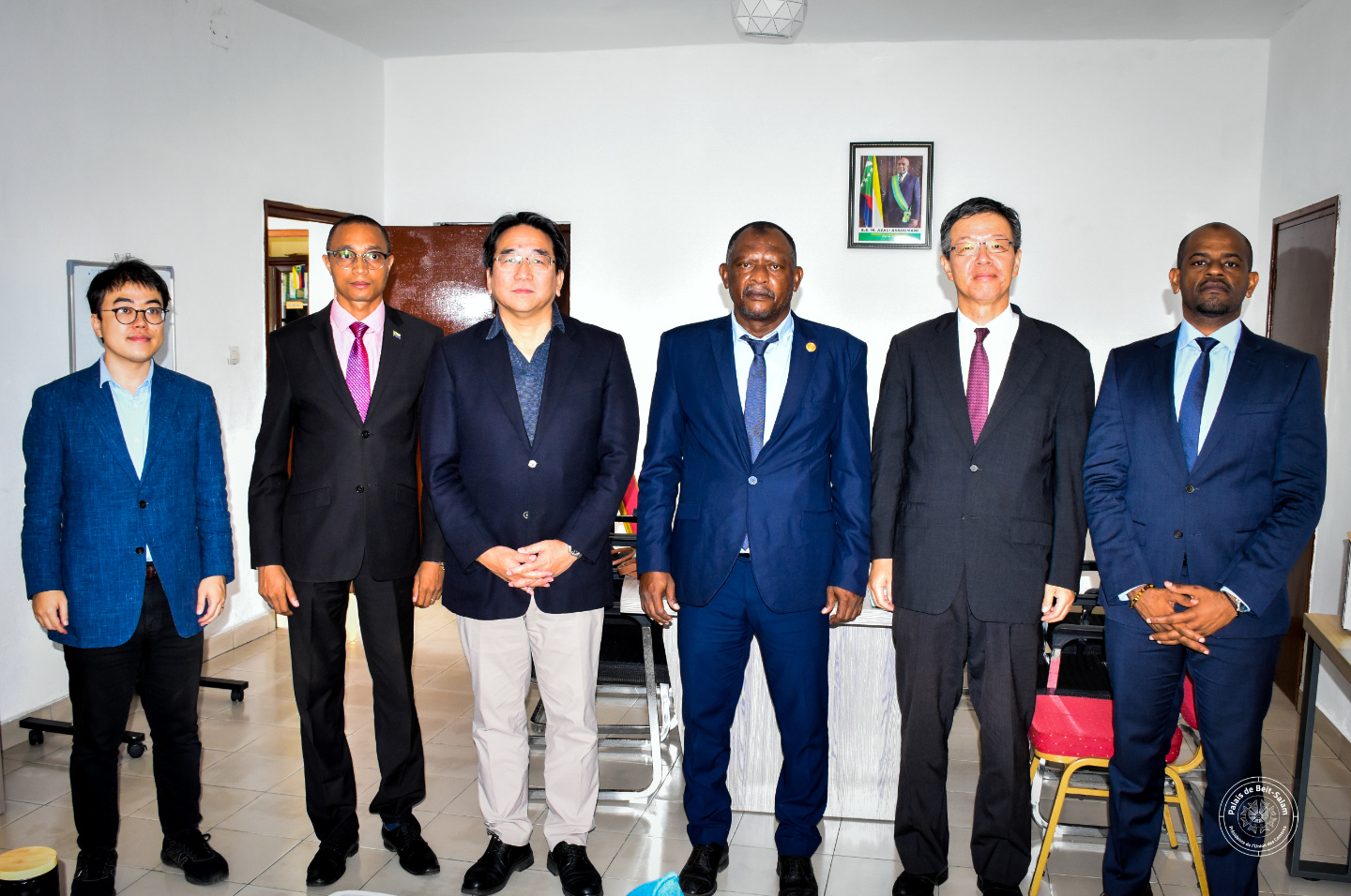 Visite à Moroni du Ministre japonais SAIDA Shinichi